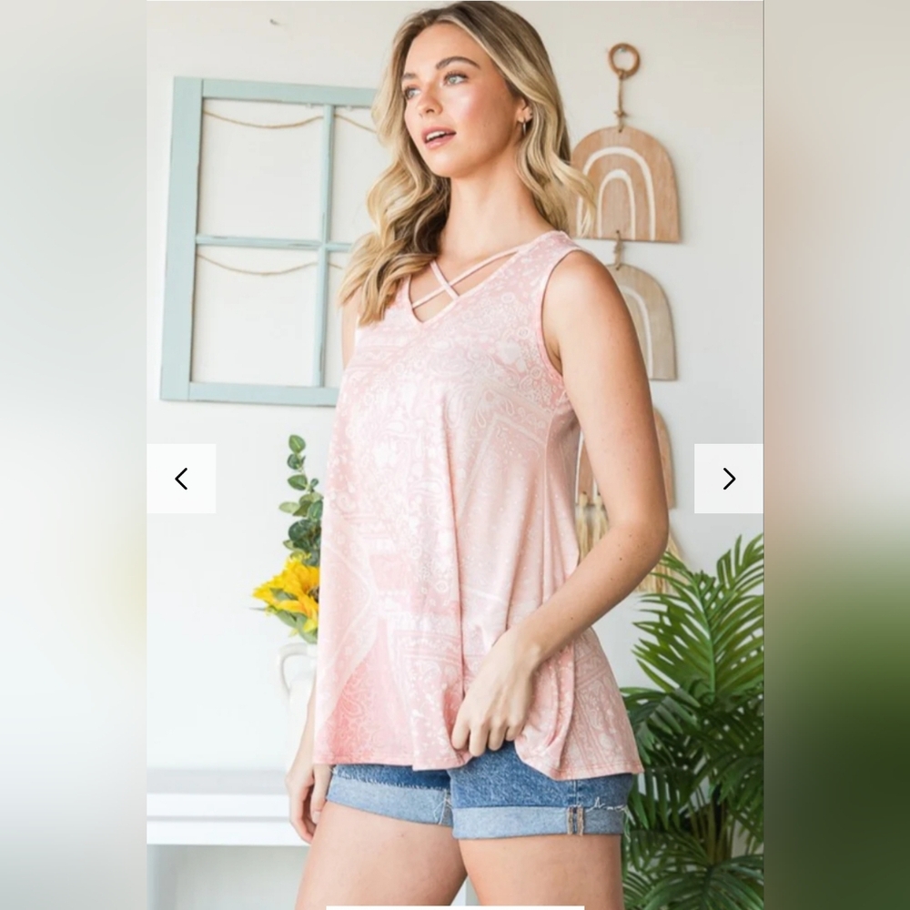 New Heimish Blush Pink Sleeveless Bandana Print Top Sz L